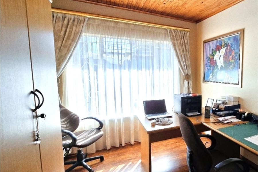 3 Bedroom Property for Sale in Vaalpark Free State